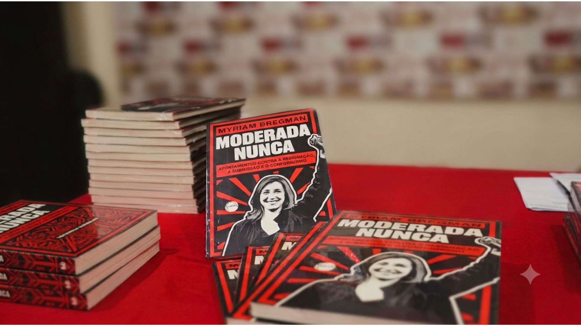 Capa: Apresentação à edição brasileira do livro "Moderada Nunca" de Myriam Bregman