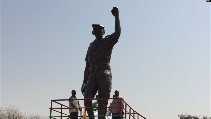 Capa: Thomas Sankara: libertação anticolonial através do bonapartismo de esquerda?