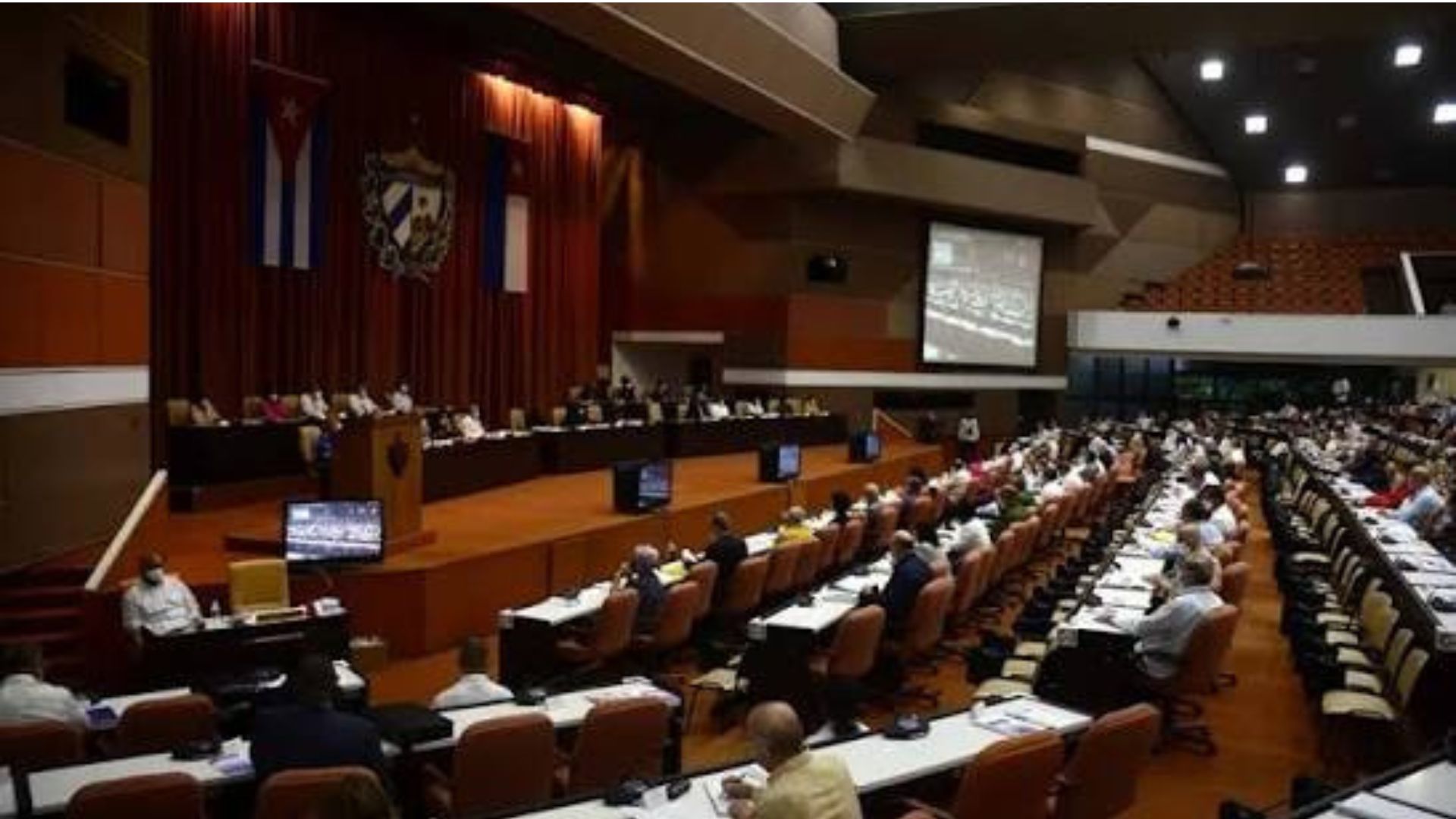 Capa: Plano ofensivo de reformas para consumar a restauração capitalista em Cuba