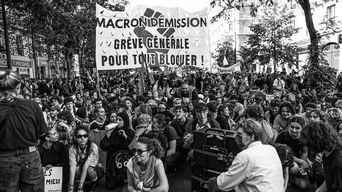 Capa: França: o movimento de setembro e seus dilemas estratégicos