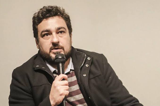Capa: “Trump quer redesenhar o comércio global com os EUA no centro”. Casa Marx entrevista Marco Rocha, professor de Economia da Unicamp
